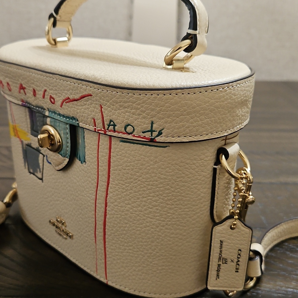Limited Edition Coach Basquait Cream Leather Multicolor Sketch Print Crossbody - Picture 3 of 10